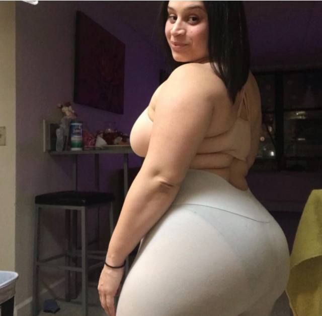 Hi Guys hit me up rn +1623-210-5018 I’m Jessie   im available nowCome Smack it For Me 👋🏼 i Squirt💦 👅 24/7 Available for Outca - Image 3